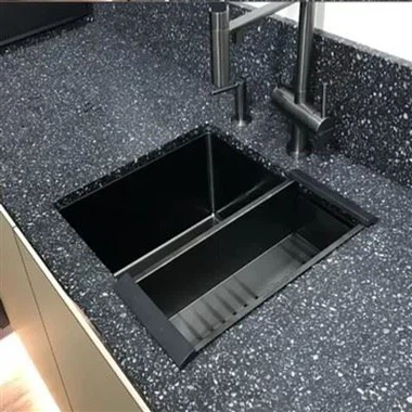 Čierna terazzová doska z kompozitného PVC na kuchynskú dosku